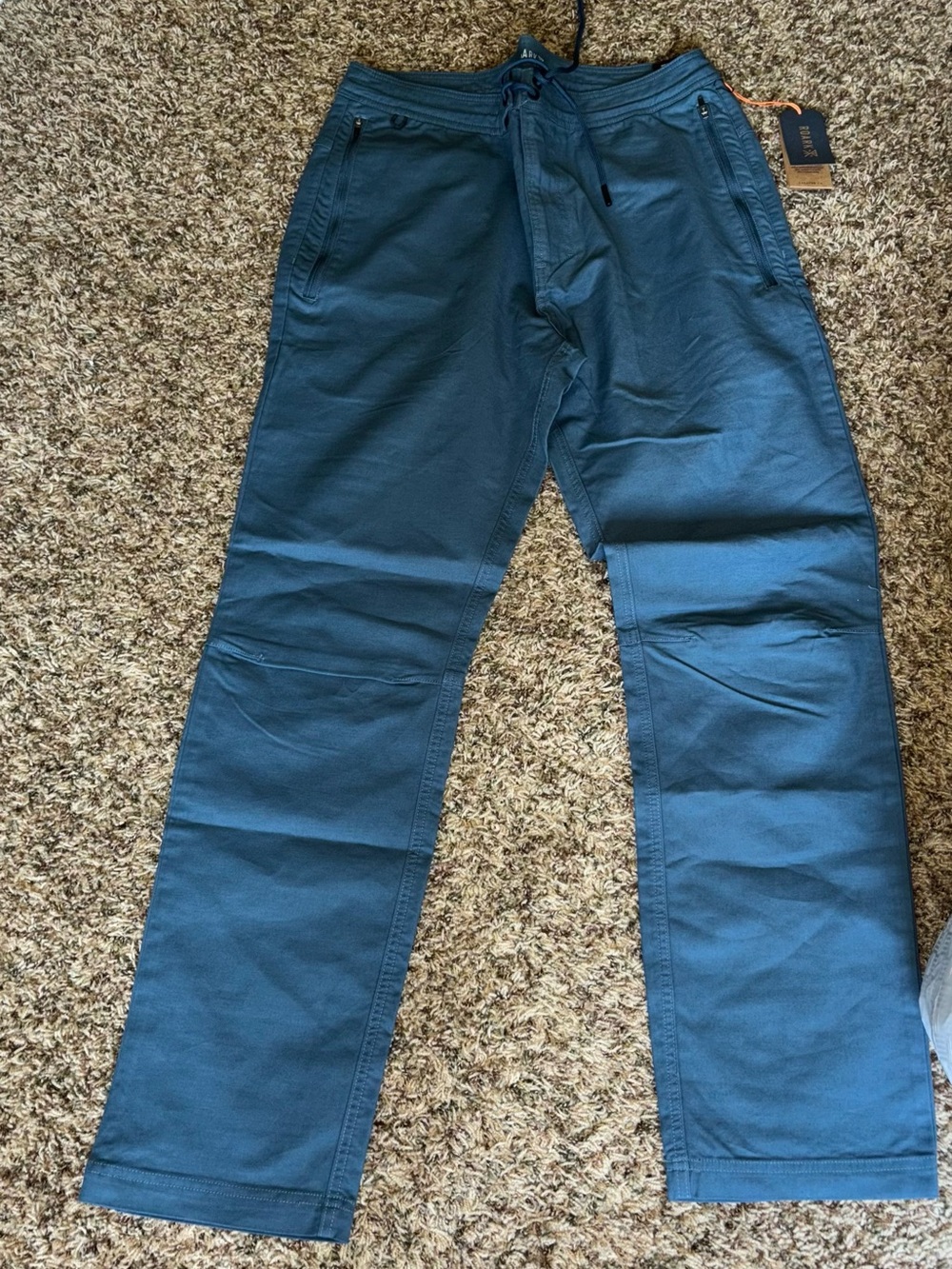 Roark Layover 2.0 Travel Pants Mens Size 34 Deep Blue Stretch Cargo RP274